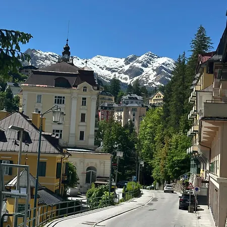 شقة Sophie & Max In *